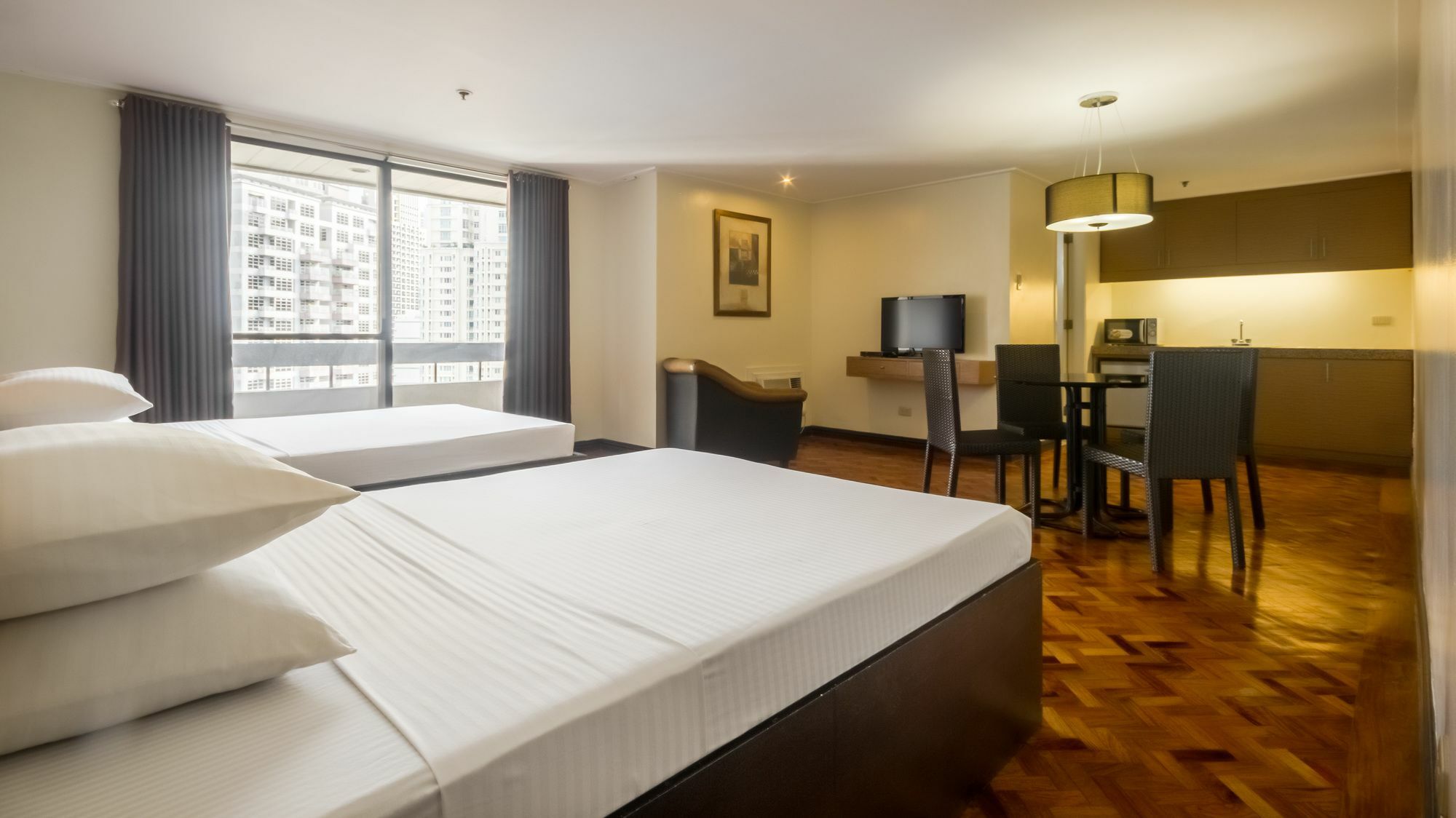 Salcedo Suites Makati City Екстериор снимка
